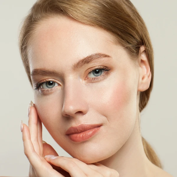 Alana Mitchell Anti-Bacterial Cleansing Facial Brush 3 Alana Mitchell Anti-Bacterial Cleansing Facial Brush - Image 3