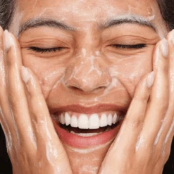 FarmHouse Fresh Crisp Start Clarifying Wash 4oz / 118ml 8 FarmHouse Fresh Crisp Start Clarifying Wash 4oz / 118ml -Skin Care By Alana CrispStart ClarifyingWash4