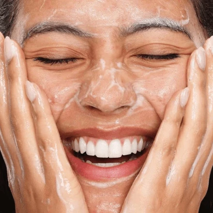 FarmHouse Fresh Crisp Start Clarifying Wash 4oz / 118ml 4 FarmHouse Fresh Crisp Start Clarifying Wash 4oz / 118ml - Image 4